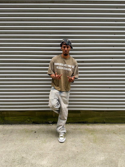 UNBLOCKE ME“ TEE WASHED OLIVE